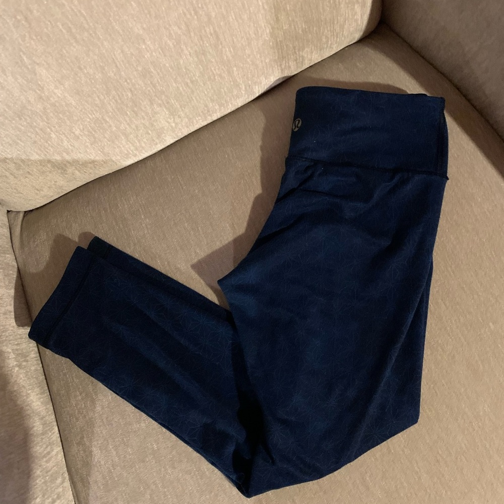 Navy Blue Lululemon Crop Leggings